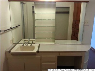 Two huge bathrooms with tons of storage