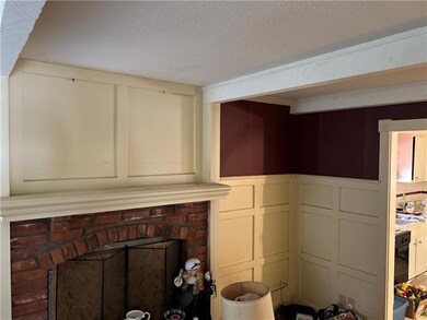 504 W Lucy Webb Rd, Raymore, MO 64083 - photo 5