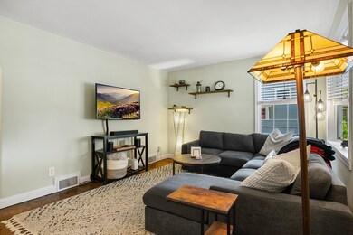 13 Florence St, Hudson, MA 01749 - photo 5