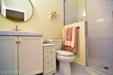 16032 Goodwin Ave unit 7, Union Pier, MI 49129 - photo 4