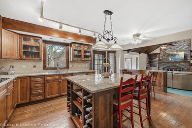 1405 E Gartner Rd, Naperville, IL 60540 - photo 4