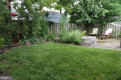 5911 Monticello Rd, Alexandria, VA 22303 - photo 3