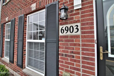 6903 Arbor Creek Dr unit 53, Louisville, KY 40228 - photo 2