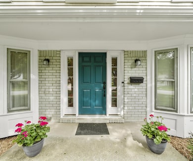 3204 Farmbrook Ct, Ann Arbor, MI 48108 - photo 5