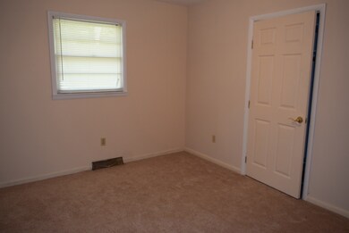 1200 Shady Ln, Manchester, TN 37355 - photo 6