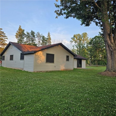  Side View