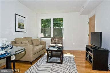 812 Otis Place NW unit 2, Washington, DC 20010 - photo 3