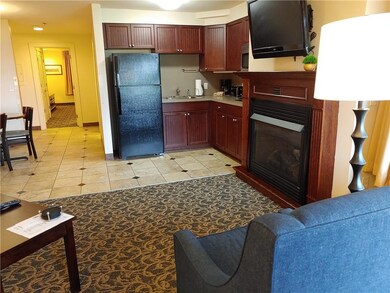 LR / Kitchen