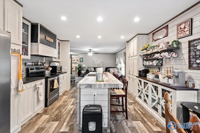 1370 County Road 1193, Vinemont, AL 35179 - photo 3