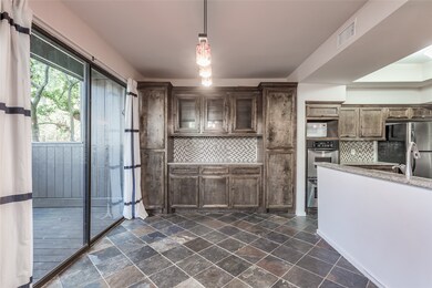 356 Litchfield Ln, Houston, TX 77024 - photo 6