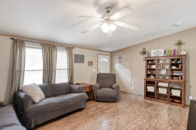 16887 Valley Ln, Conroe, TX 77306 - photo 4