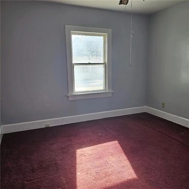 2814 Des Moines St, Des Moines, IA 50317 - photo 2