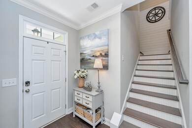 474NelliefieldTrail09