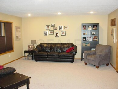 2434 Glen Cir, Grand Forks, ND 58201 - photo 7