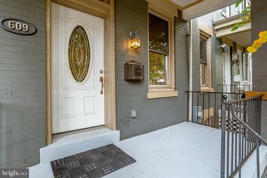 609 Irving St NW, Washington, DC 20010 - photo 3