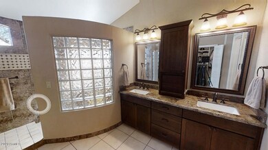 Master bath1