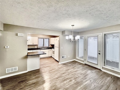 296 S Fitzhugh St, Rochester, NY 14608 - photo 3