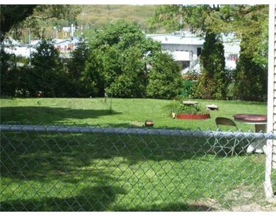 31 Orchard St, Central Falls, RI 02863 - photo 3