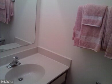 15618 Emery Ct, Bowie, MD 20716 - photo 4