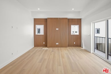 11012 Hortense St unit A, North Hollywood, CA 91602 - photo 7