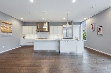 14 I St unit 3, Boston, MA 02127 - photo 3