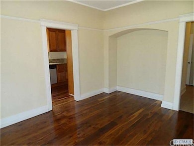 Quaint cove in formal dining room