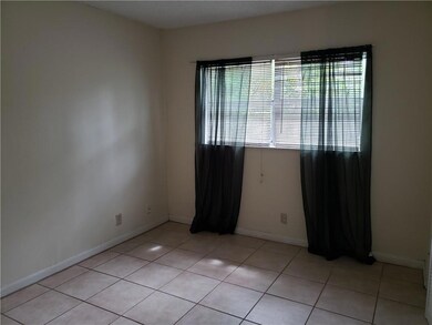 274 SW 9th St unit 2, Dania, FL 33004 - photo 6