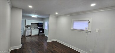 10909 Nelson Ave, Cleveland, OH 44105 - photo 4