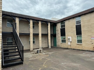 5825 NW 34th St, Oklahoma City, OK 73122 - photo 5