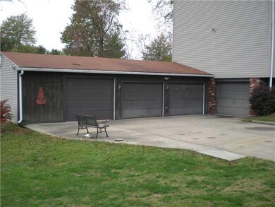 Parking Lot/Garage.