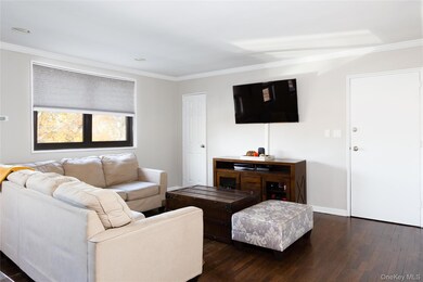 163-62 Willets Point Blvd unit Upper, Whitestone, NY 11357 - photo 7