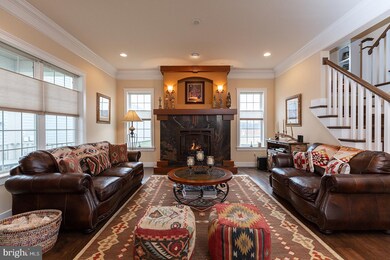 513 Landon Cir, Ephrata, PA 17522 - photo 4