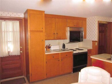 40 Cliffside Dr, Cranston, RI 02920 - photo 5