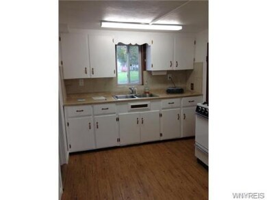 7109 Ward Rd, North Tonawanda, NY 14120 - photo 2