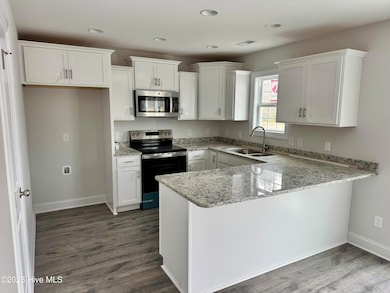 3013 Grouper Run, New Bern, NC 28562 - photo 6