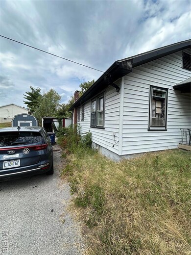 10627 Canter Way, Saint Louis, MO 63114 - photo 3