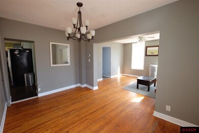 902 N 6th St, Mankato, MN 56001 - photo 7