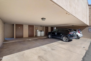 2673 E Oakleaf Dr, Tempe, AZ 85281 - photo 3