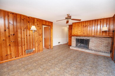 232 Gordon Dr, Spartanburg, SC 29301 - photo 7