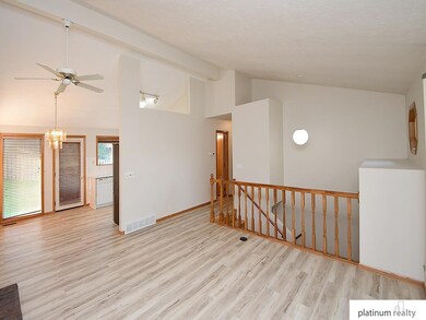8211 Howell St, Omaha, NE 68122 - photo 6