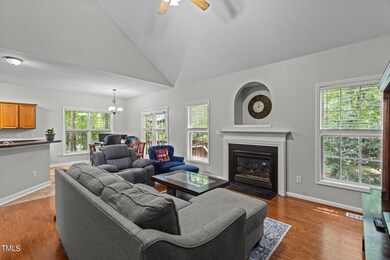 3009 Yorkmont Ct, Apex, NC 27502 - photo 6