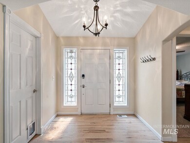 512 Bitterbrush Ave, Nampa, ID 83686 - photo 2