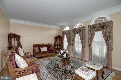 16525 Harbour Town Dr, Silver Spring, MD 20905 - photo 3