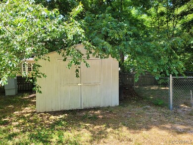 11200 Summer Arbor Ln, Chesterfield, VA 23831 - photo 3