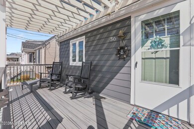 316 16 porch