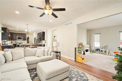 7840 Mccreary Rd, Seven Hills, OH 44131 - photo 6