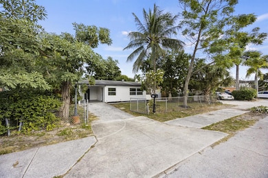 349 SW 11th Ave, Delray Beach, FL 33444 - photo 2