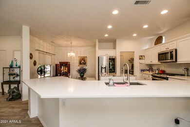 Light and Bright Kitchen