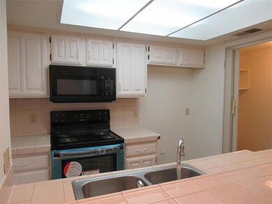 6521 Fisher Rd, Dallas, TX 75214 - photo 4