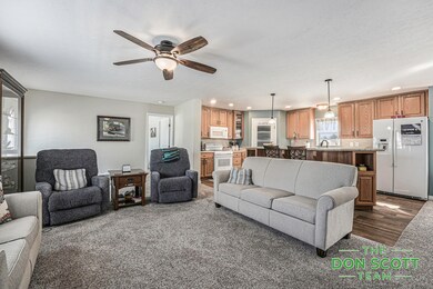 13771 Bluebell Ln, Cedar Springs, MI 49319 - photo 4